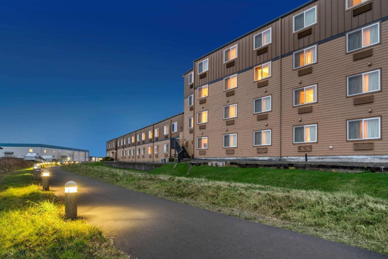 Lloyd Hotel Astoria Bayfront, Ascend Hotel Collection Exterior photo